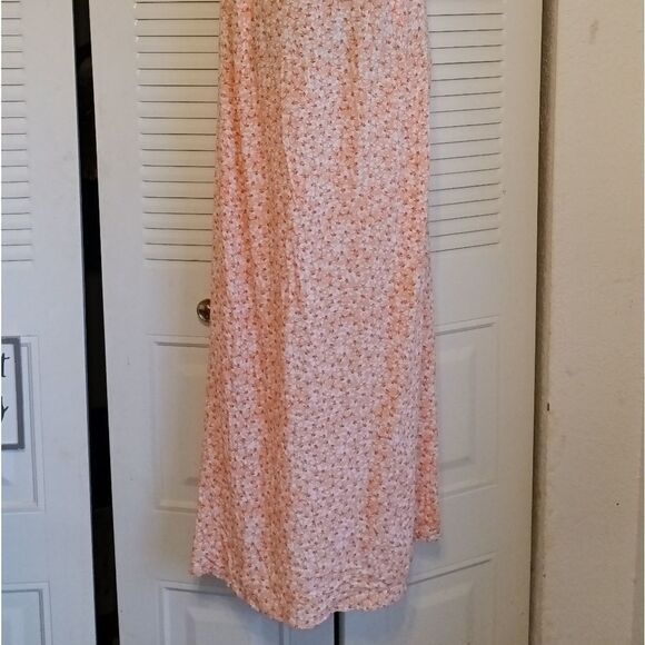 Coral Floral Sweet Spring Dress - Plus Size XXL - Picture 2 of 9